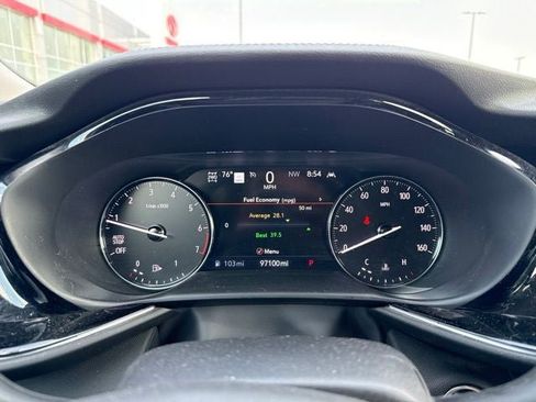 Used 2021 Buick Envision Avenir AWD/4WD image 8