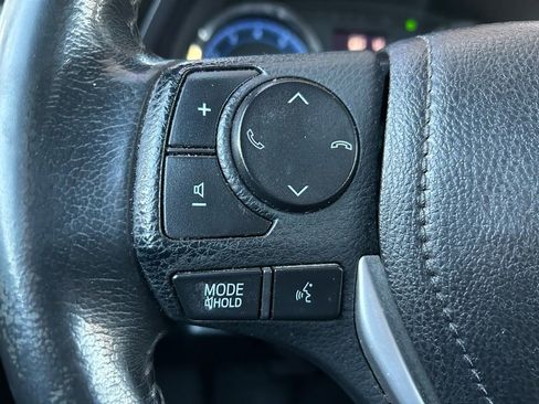 Used 2019 Toyota Corolla SE image 19