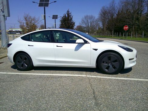 Used 2021 Tesla Model 3 Long Range AWD/4WD image 13