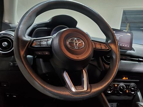 Used 2019 Toyota Yaris LE FWD image 24