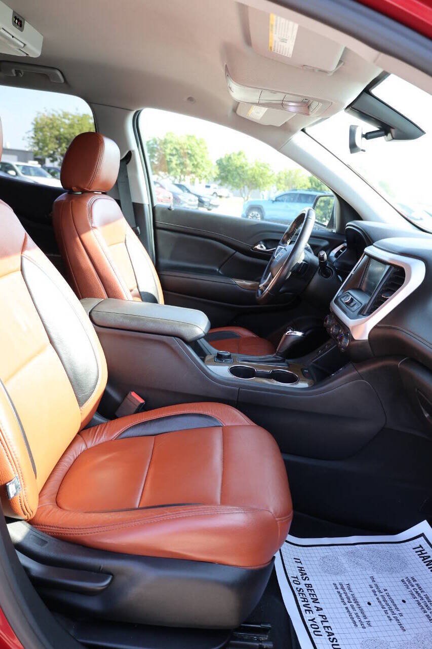 Used 2019 GMC Acadia SLE w/ Driver Alert Package I FWD image 15
