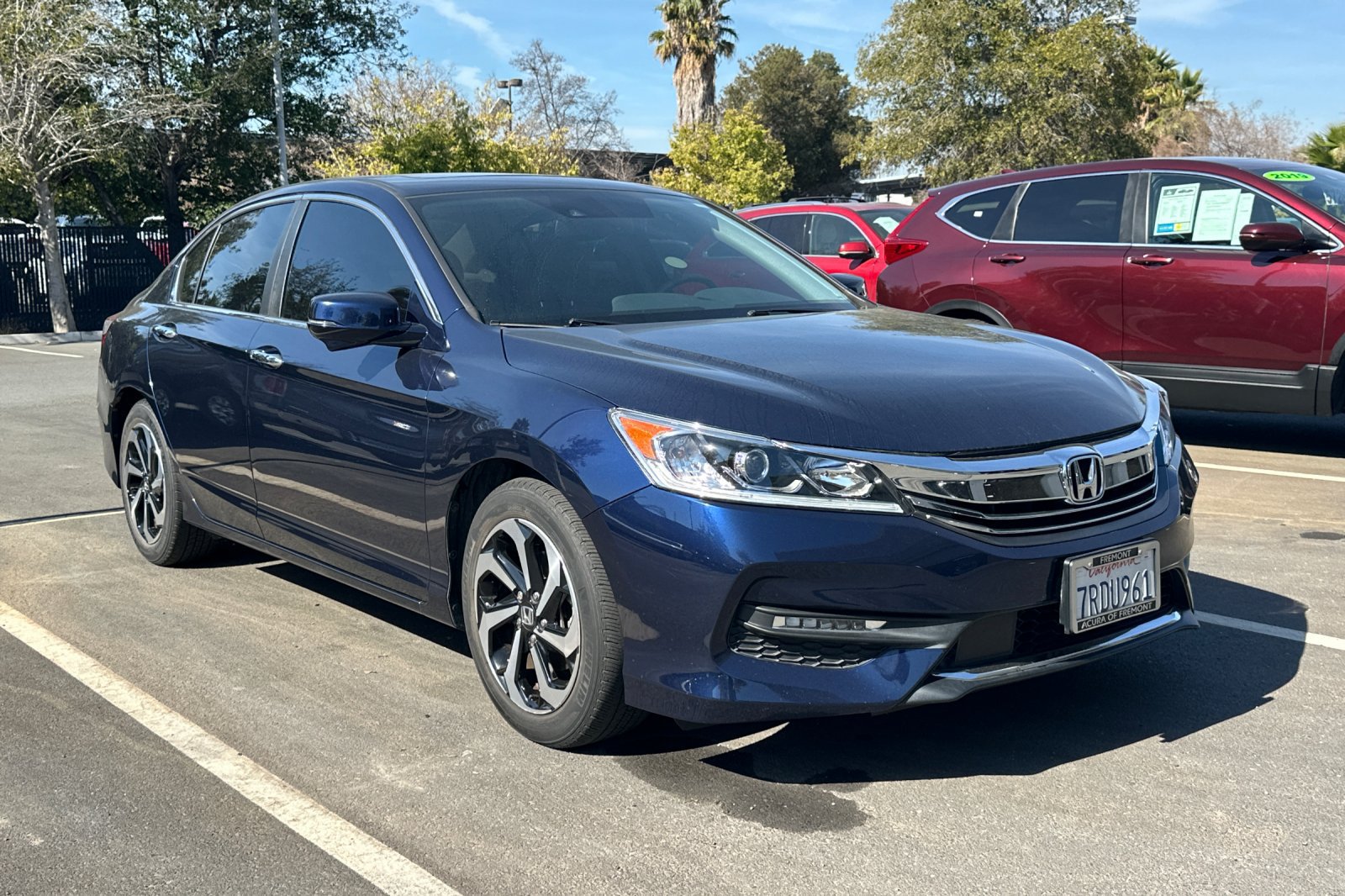 Used 2016 Honda Accord EX-L image 2