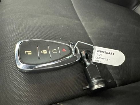 Used 2022 Chevrolet Trax LT w/ Driver Confidence Package AWD/4WD image 27