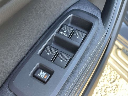 Used 2022 Ford Ranger Lariat w/ Equipment Group 501A High image 14