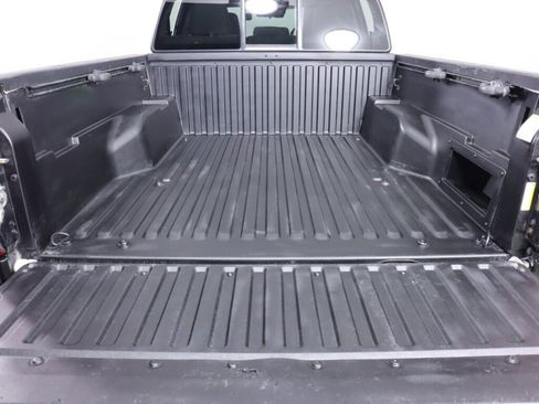 Used 2020 Toyota Tacoma SR image 31