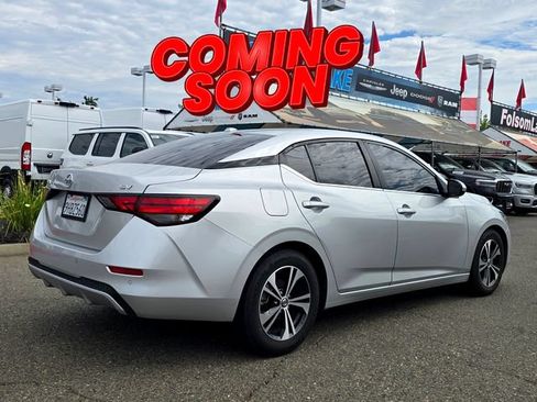 Used 2023 Nissan Sentra SV FWD image 3
