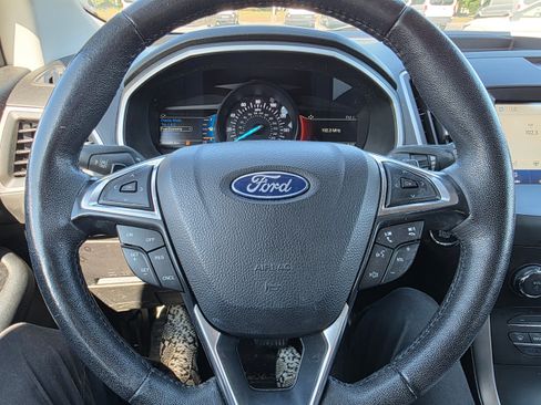 Used 2020 Ford Edge SEL w/ Convenience Package AWD/4WD image 13