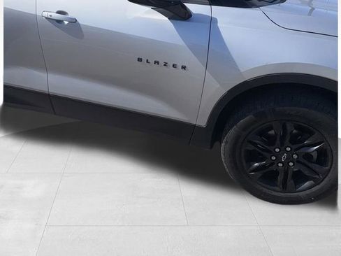 Used 2020 Chevrolet Blazer LT FWD image 14