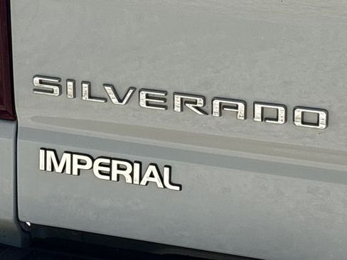 Used 2022 Chevrolet Silverado 1500 Custom AWD/4WD image 14