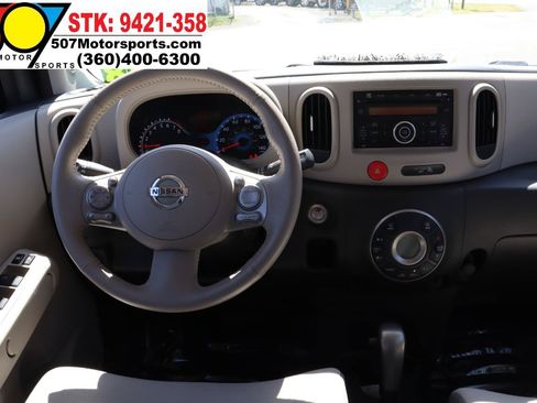 Used 2012 Nissan Cube 1.8 SL w/ Interior Designer Pkg FWD image 17