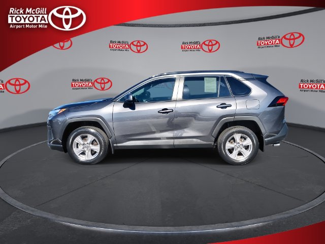 Used 2024 Toyota RAV4 XLE w/ Convenience Package FWD image 5