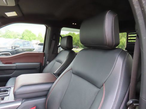 Used 2022 Ford F150 Lariat AWD/4WD image 31