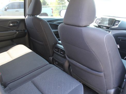 Used 2024 Honda Ridgeline Sport image 24