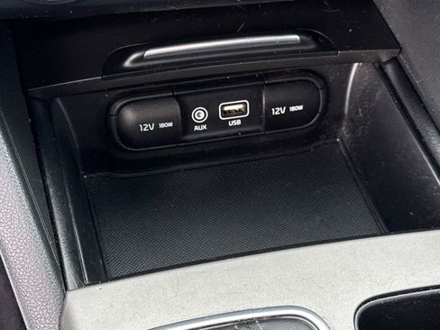 Used 2019 Kia Optima S image 38