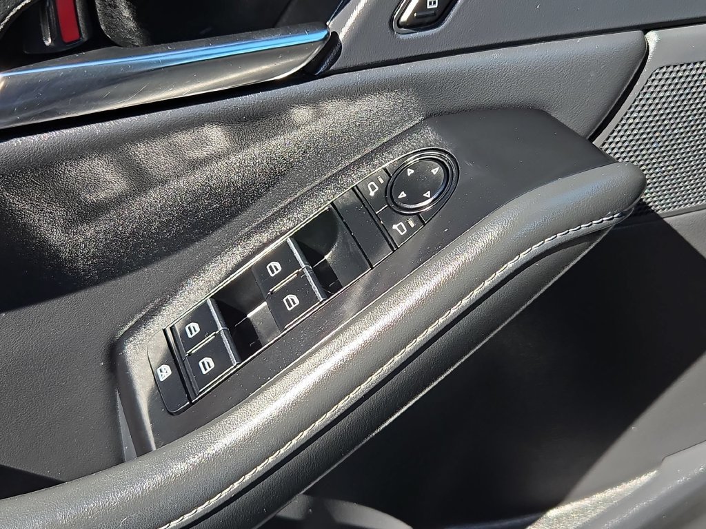 Used 2025 MAZDA CX-30 AWD 2.5 S w/ Preferred Package image 13