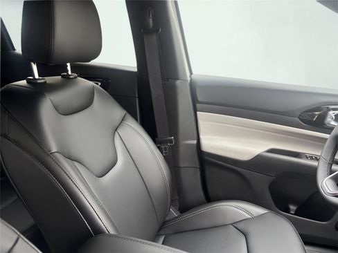 New 2026 Jeep Compass Limited AWD/4WD image 20