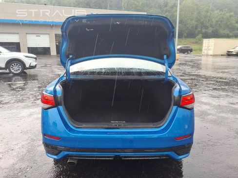 Used 2025 Nissan Sentra SR w/ SR Premium Package FWD image 23