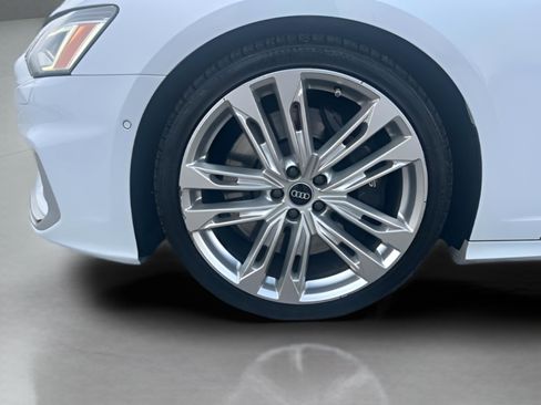 Used 2022 Audi S6 Premium Plus image 33