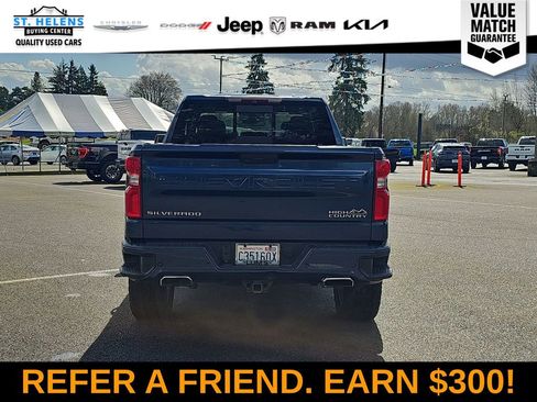 Used 2019 Chevrolet Silverado 1500 High Country w/ Technology Package image 4