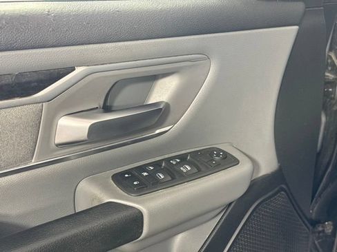 Used 2019 RAM 1500 Big Horn AWD/4WD image 13