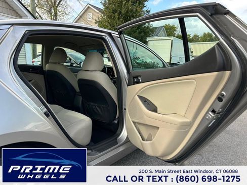 Used 2013 Kia Optima LX image 12