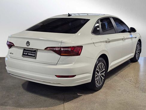 Used 2019 Volkswagen Jetta SEL image 3