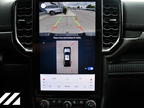 New 2024 Ford Ranger Lariat w/ Trailer Tow Package image 25