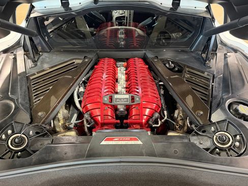 Used 2025 Chevrolet Corvette Z06 RWD image 30