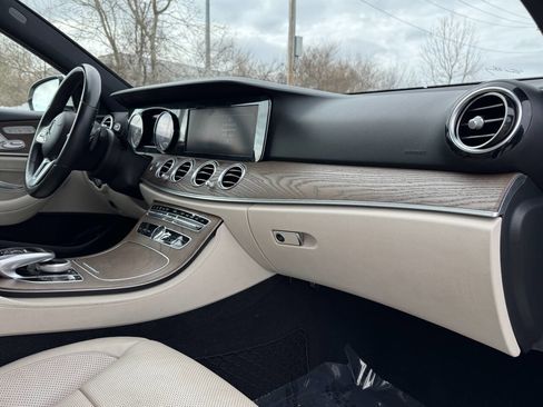 Used 2019 Mercedes-Benz E 450 4MATIC Wagon image 17