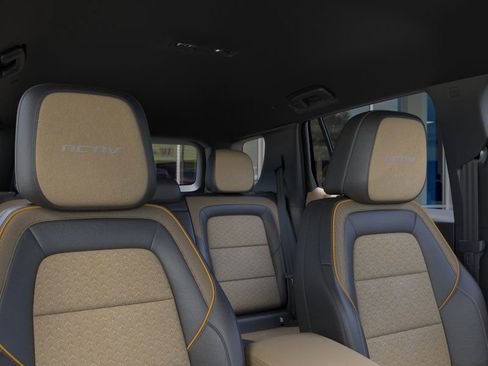 New 2026 Chevrolet Equinox ACTIV w/ Convenience Package III image 24