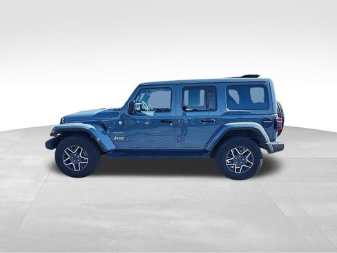 Certified 2024 Jeep Wrangler Sahara image 9
