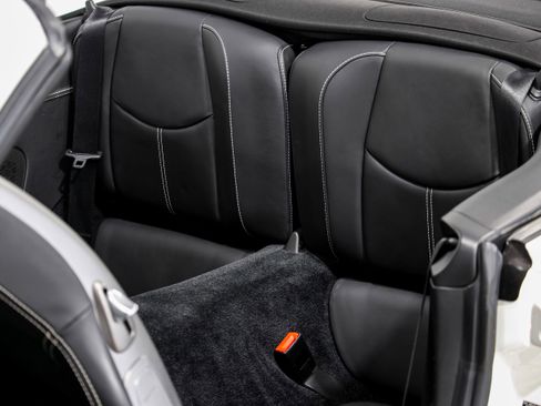 Used 2011 Porsche 911 Turbo image 20