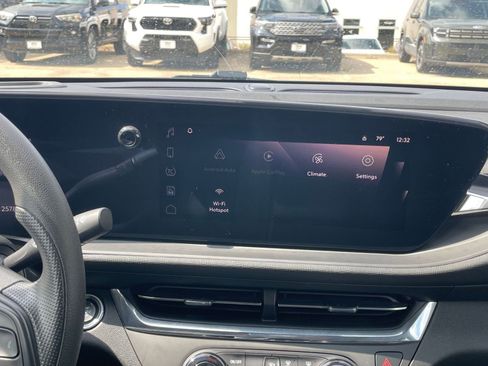 Used 2025 Buick Envista Sport Touring FWD image 21