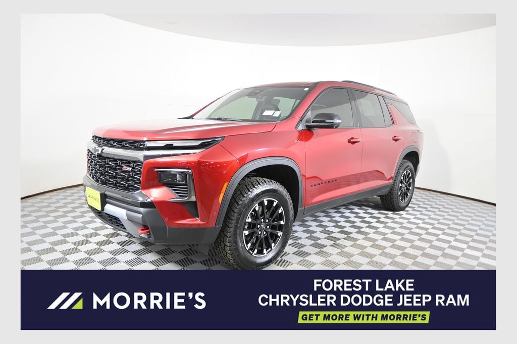 Used 2024 Chevrolet Traverse Z71 w/ Enhanced Driving Package AWD/4WD image 1