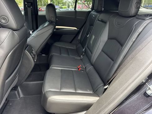 Used 2023 Cadillac XT4 Premium Luxury FWD image 23