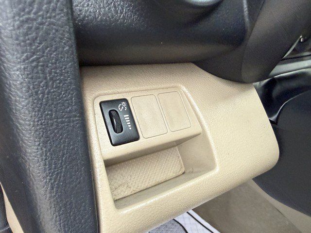 Used 2012 Toyota RAV4 4WD w/ Value Pkg image 15