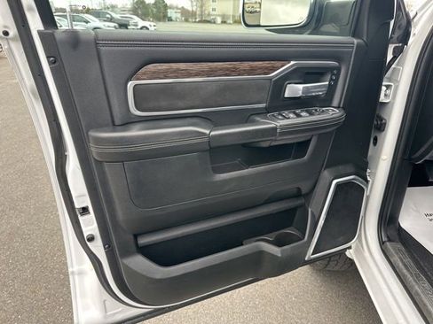 Used 2020 RAM 3500 Laramie AWD/4WD image 16
