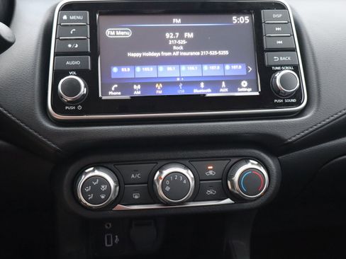 Used 2024 Nissan Versa S w/ S Plus Package image 17