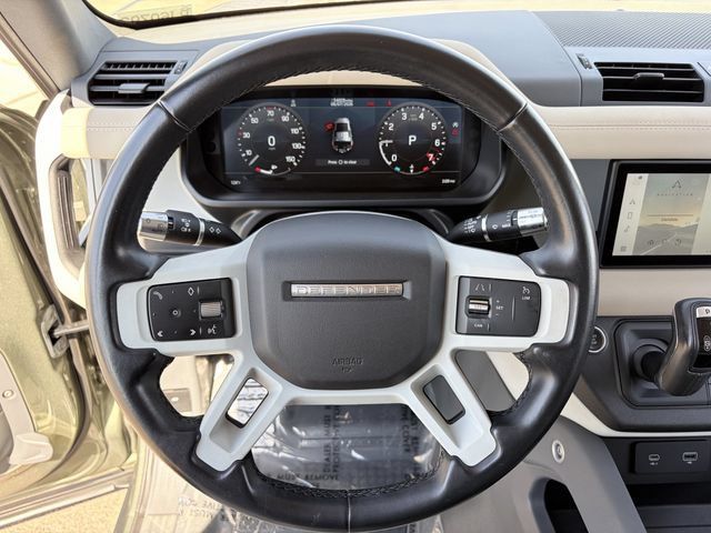 Used 2021 Land Rover Defender 110 SE AWD/4WD image 10