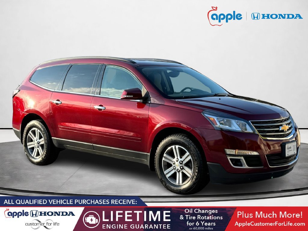 Used 2016 Chevrolet Traverse LT FWD image 1