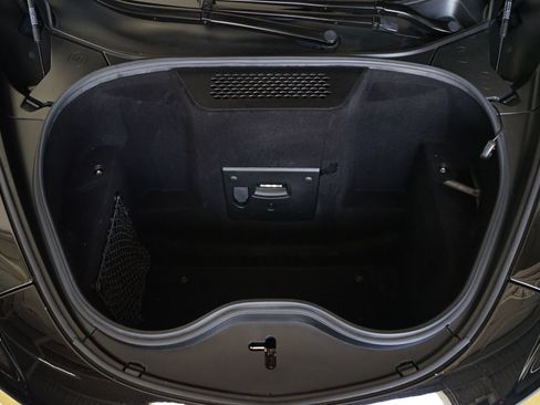 Used 2017 McLaren 570S RWD image 29