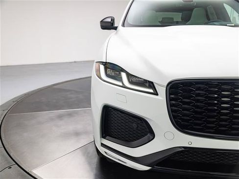 New 2026 Jaguar F-PACE R-Dynamic S AWD/4WD image 10