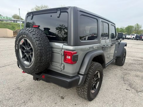 Used 2018 Jeep Wrangler Unlimited Rubicon w/ Steel Bumper Group AWD/4WD image 3