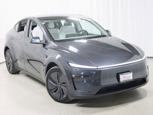 Used 2026 Tesla Model Y Long Range AWD/4WD image 6