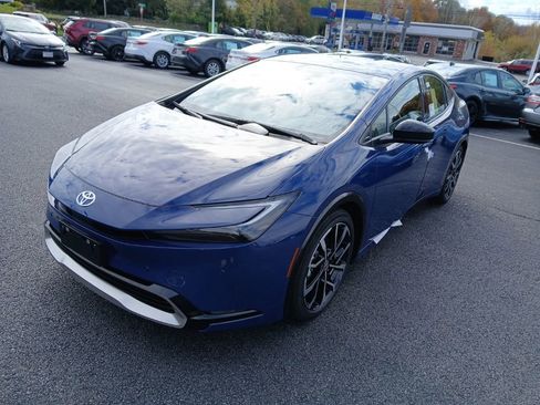 New 2026 Toyota Prius Plug-In Hybrid image 2