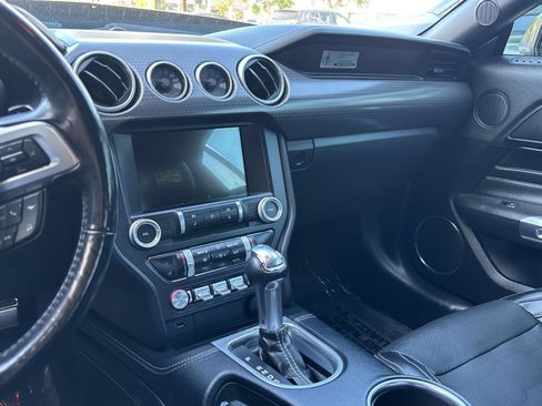 Used 2022 Ford Mustang GT Premium w/ GT Performance Package RWD image 12