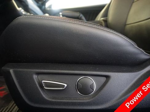 Used 2015 Ford Mustang GT Premium RWD image 6