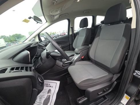 Used 2017 Ford C-MAX SE w/ Equipment Group 201A FWD image 25