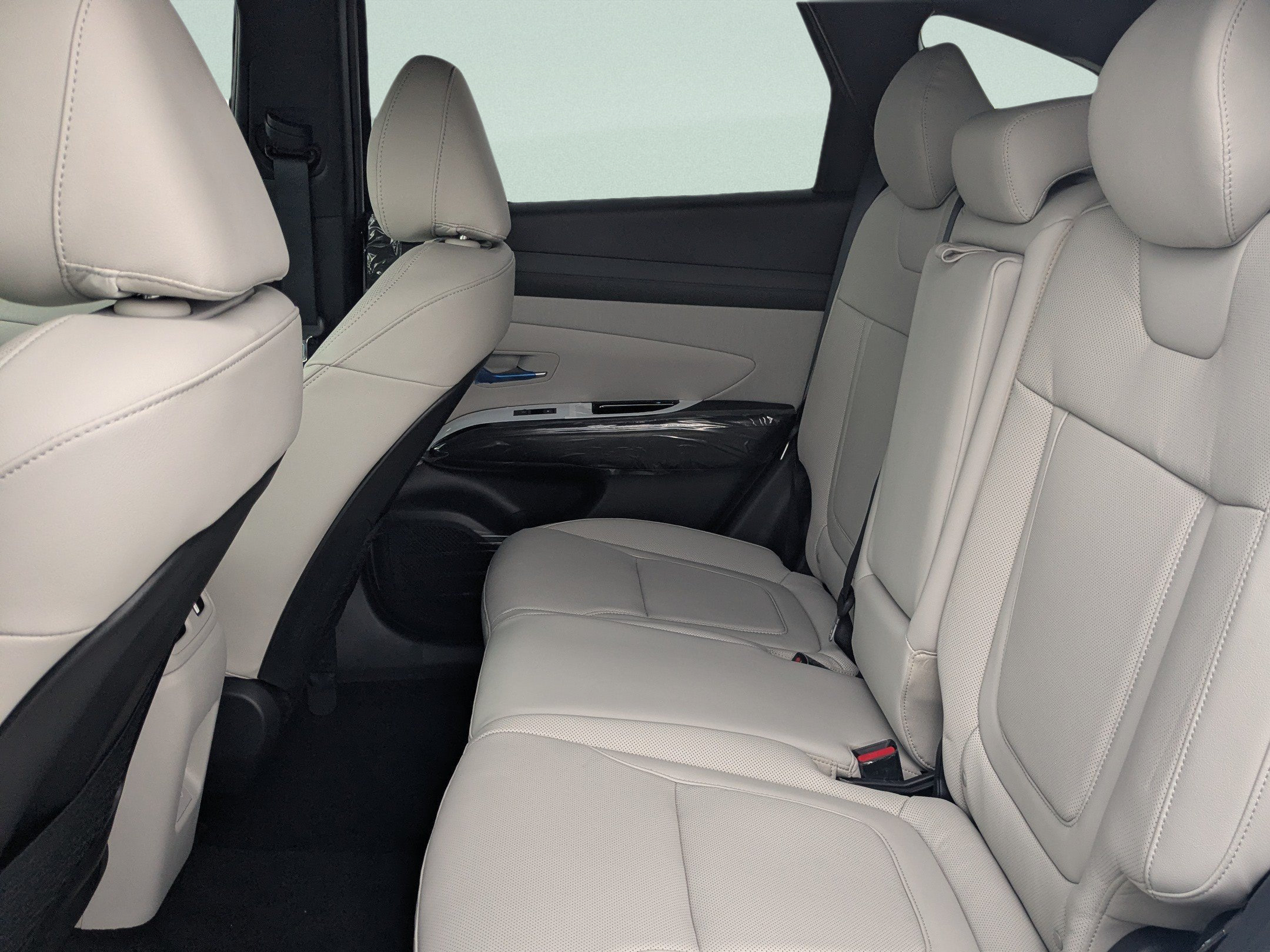 New 2026 Hyundai Tucson Limited FWD image 18