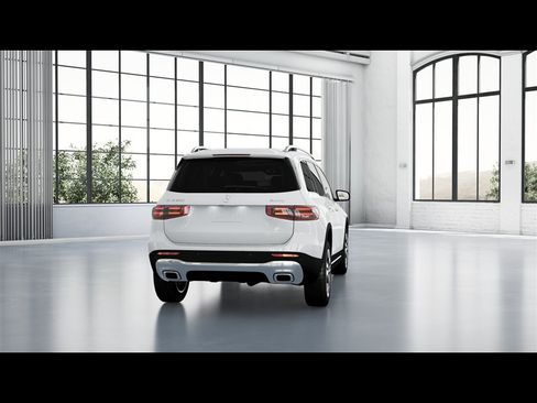 Certified 2026 Mercedes-Benz GLB 250 4MATIC image 19